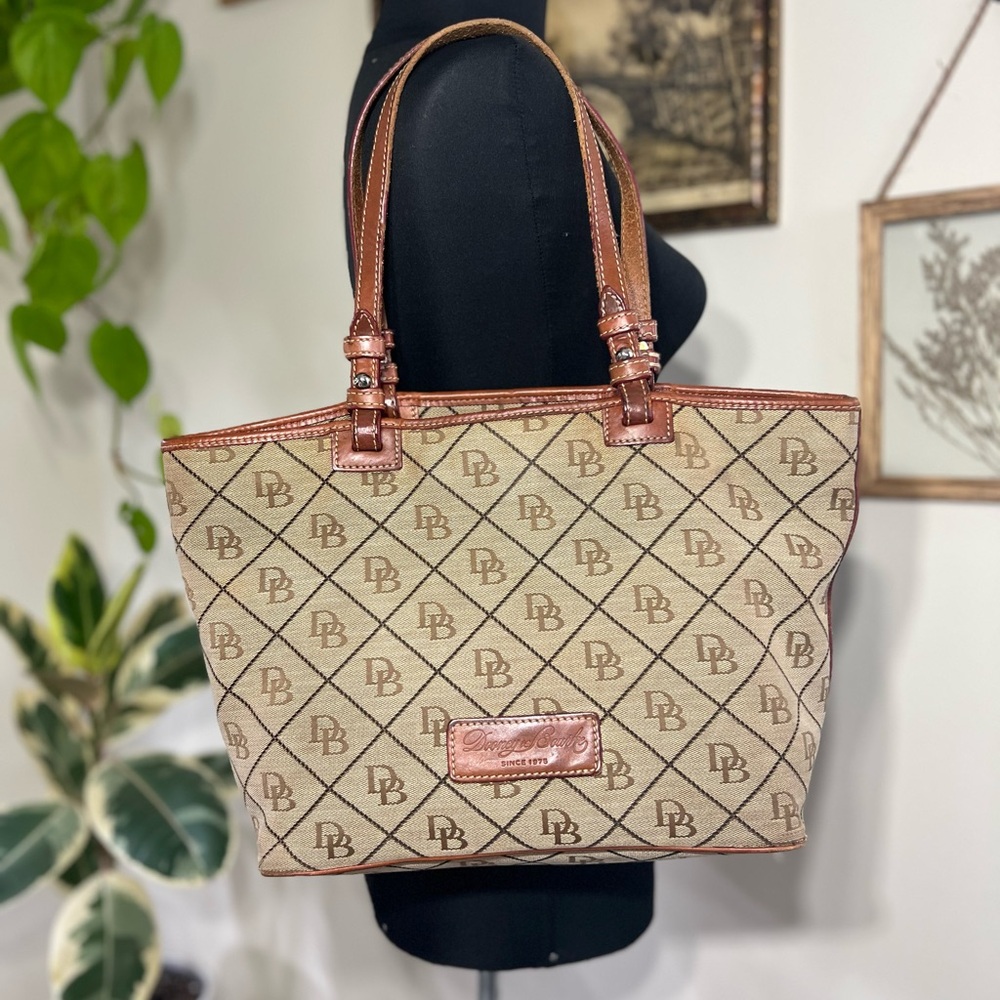 Dooney & Bourke Vintage Tote bag